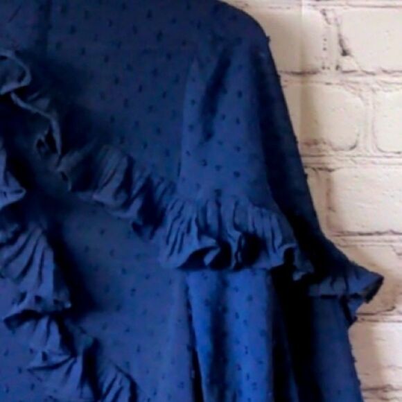 Midnight Blue Ruffled Top w/ Pleated Sleeve M - Picture 5 of 12